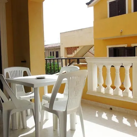 Casa Vacanza Miramare Portopalo Di Capo Passero Exterior photo
