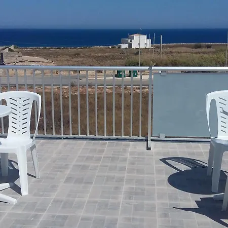 Casa Vacanza Miramare Portopalo Di Capo Passero Exterior photo