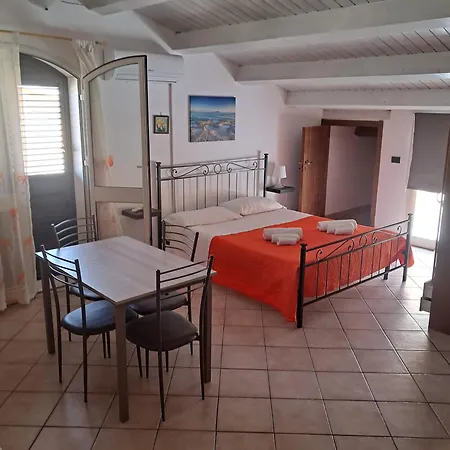 Casa Vacanza Miramare Portopalo Di Capo Passero Exterior photo